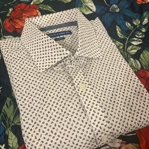 Vince Camuto Mens Button Up Down Shirt in White with Red Grey Pattern Print New